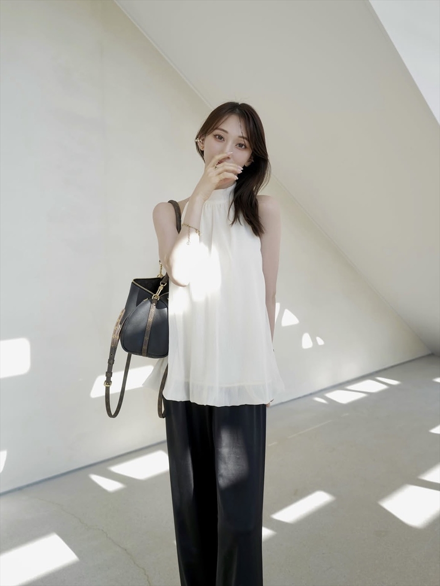 �J���[�o���G�[�V����