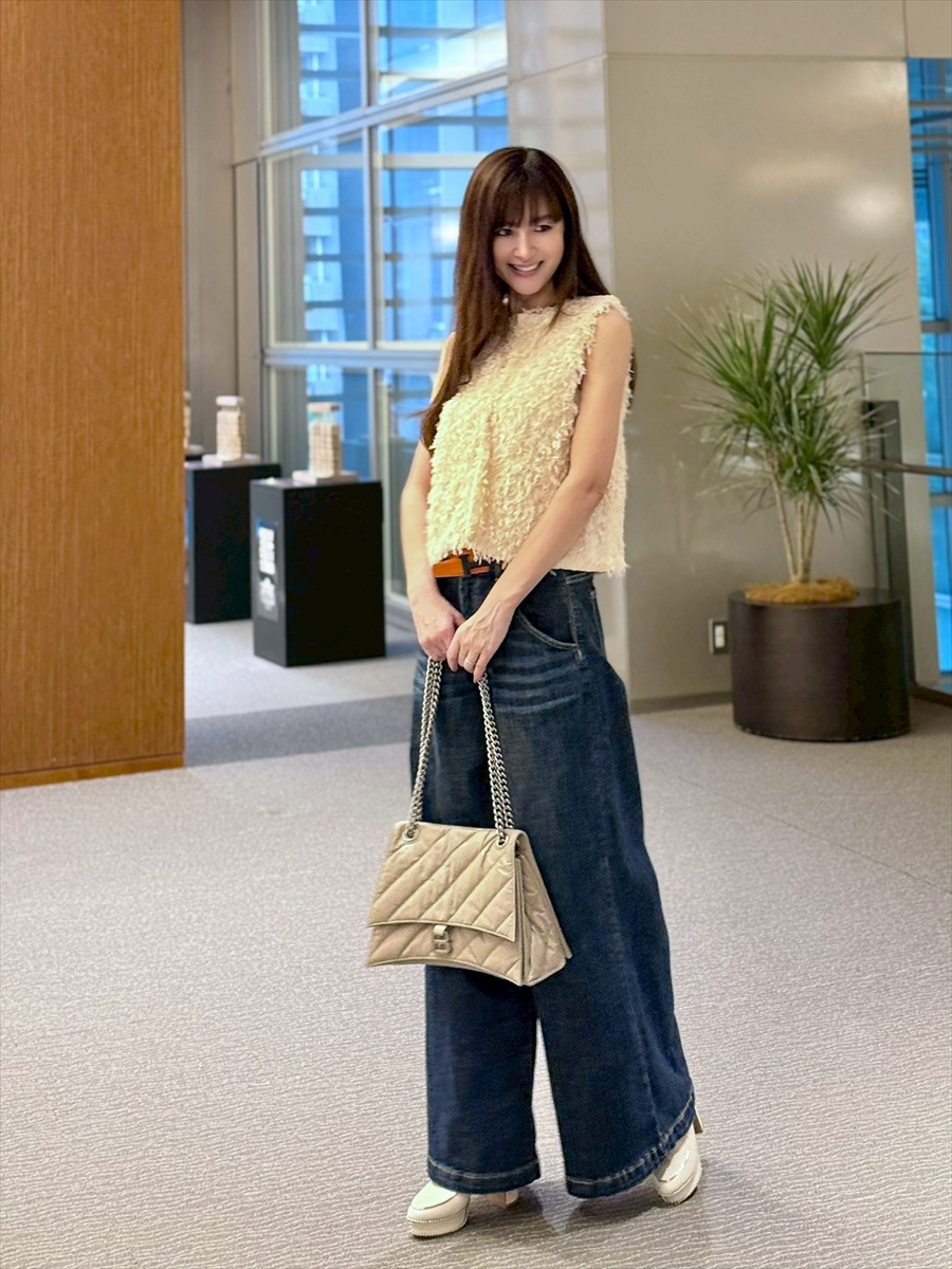 �J���[�o���G�[�V����